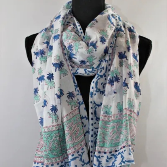 Versatile Elephant India Print Cotton Fabric, 46 X 74.5, White, Aqua, and Blue - Picture 1 of 5